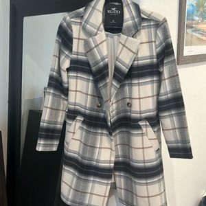 Hollister coat size XS plaid